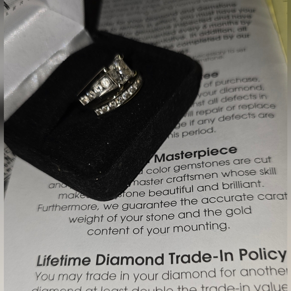 Bridal / Wedding Ring Set - 3 carats - Picture 8 of 9